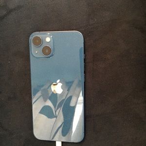 iPhone 13 still I perfect condition please send me a message if interested